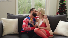 Festive blonde Skye Blue gets a dick for Christman